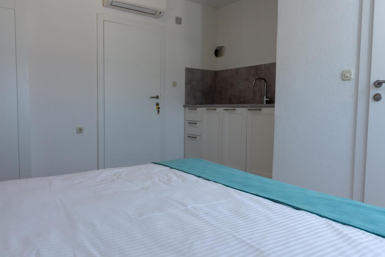 The View Split. Highlight With Roof-Top-Terrace And Pool Kaštela Esterno foto